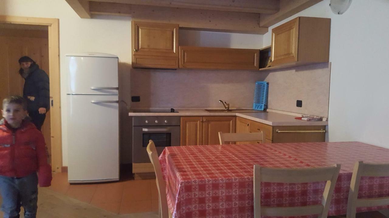 Capole -Ghiri Apartment Isolaccia Exterior foto